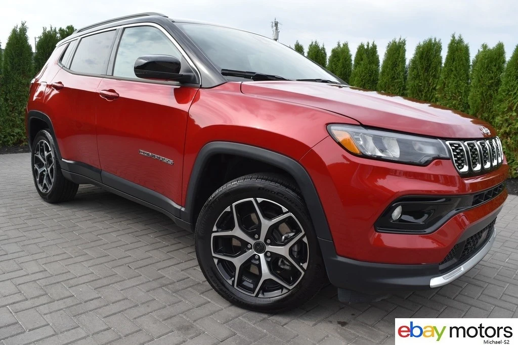 2025 Jeep Compass - Image 3 of 21
