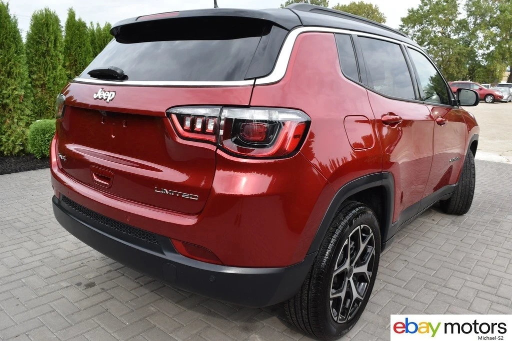 2025 Jeep Compass - Image 5 of 21