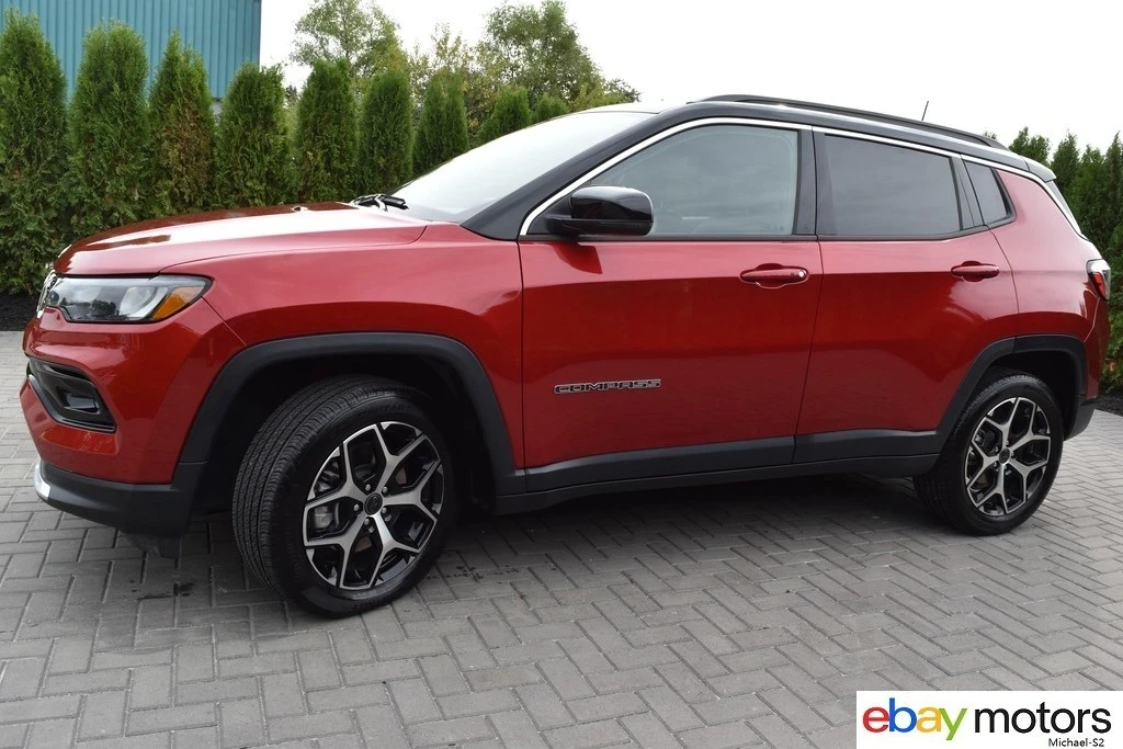 2025 Jeep Compass - Image 8 of 21