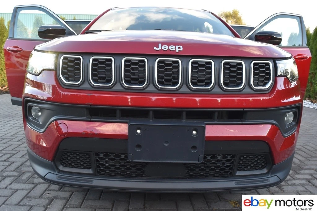 2025 Jeep Compass - Image 20 of 21