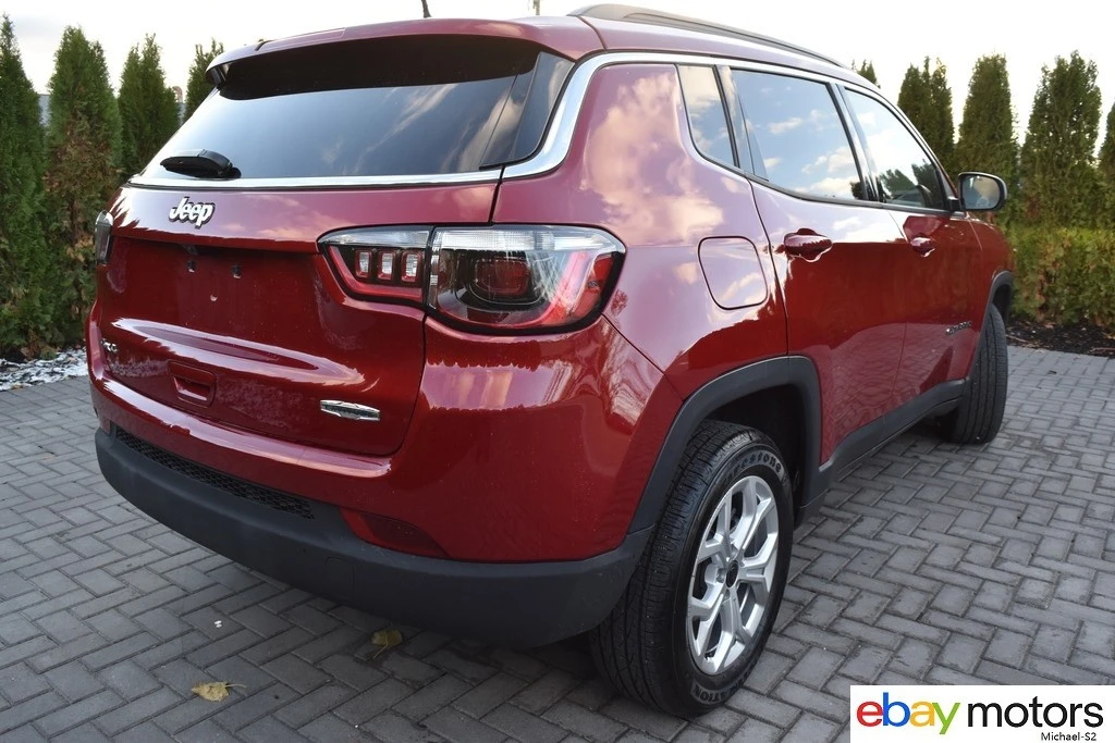 2025 Jeep Compass - Image 5 of 21