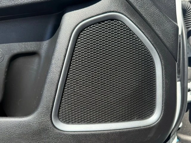 2025 Jeep Compass - Image 19 of 21