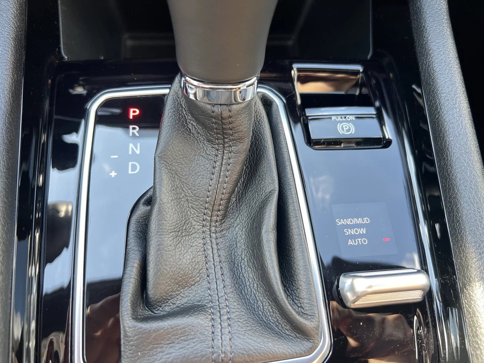 2025 Jeep Compass - Image 22 of 31