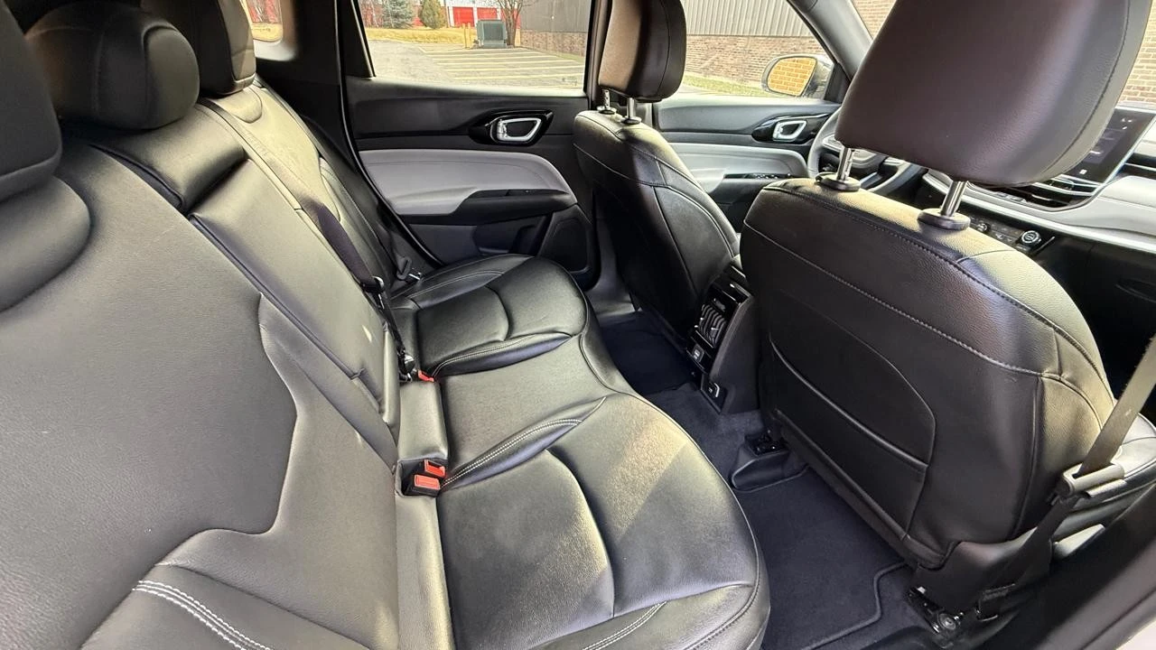 2025 Jeep Compass - Image 21 of 21