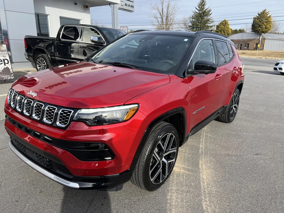 2025 Jeep Compass - Image 6 of 21