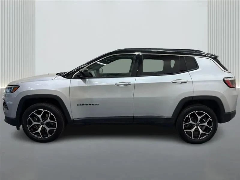 2025 Jeep Compass - Image 2 of 12