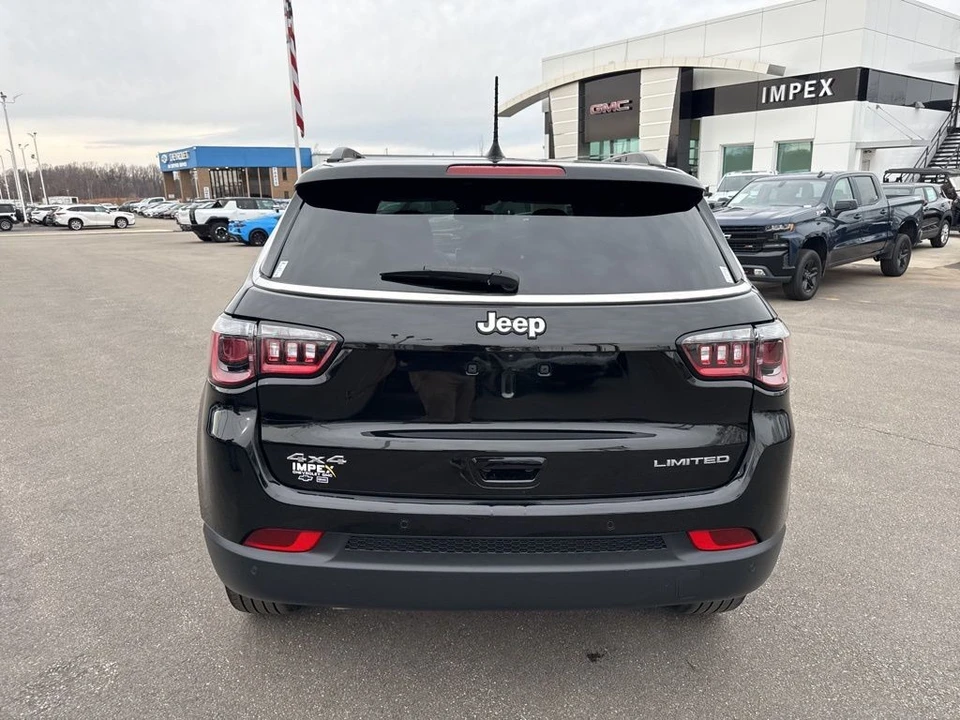 2025 Jeep Compass - Image 4 of 21