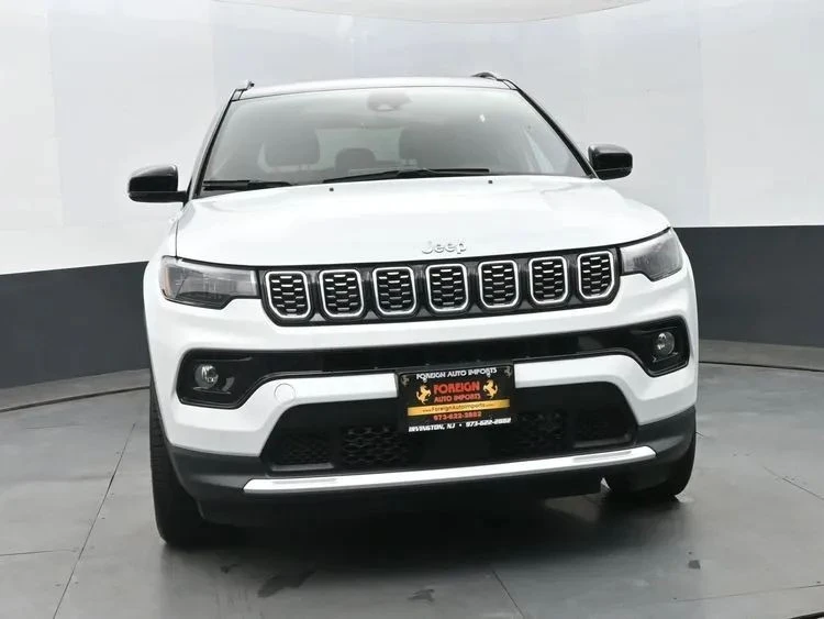 2025 Jeep Compass - Image 3 of 12