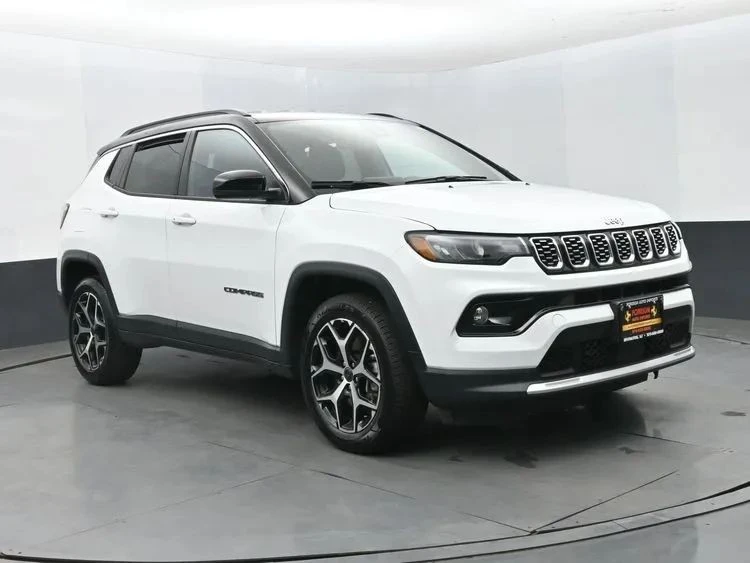 2025 Jeep Compass - Image 2 of 12