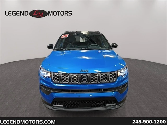 2025 Jeep Compass - Image 3 of 12