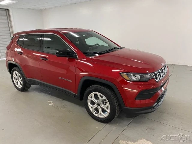 2025 Jeep Compass - Image 3 of 12