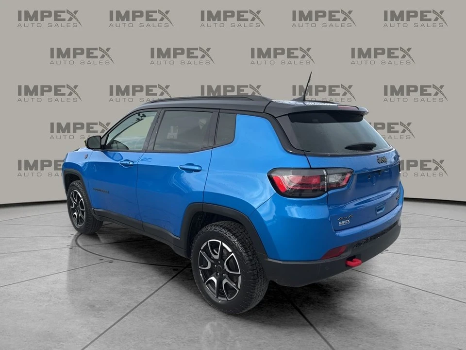 2025 Jeep Compass - Image 3 of 12