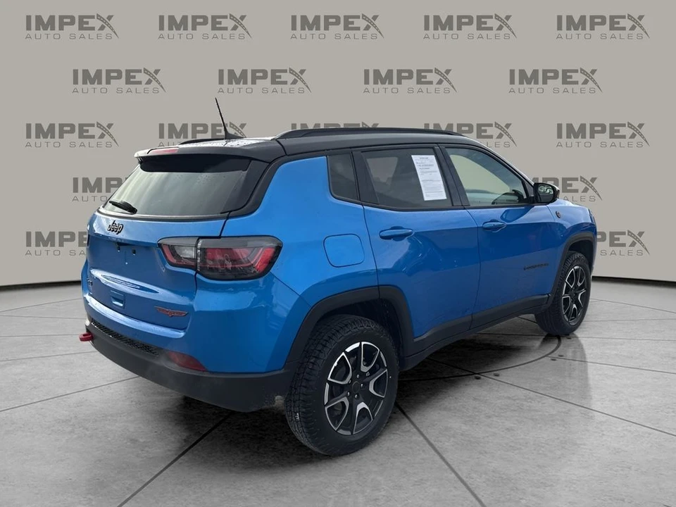 2025 Jeep Compass - Image 5 of 12