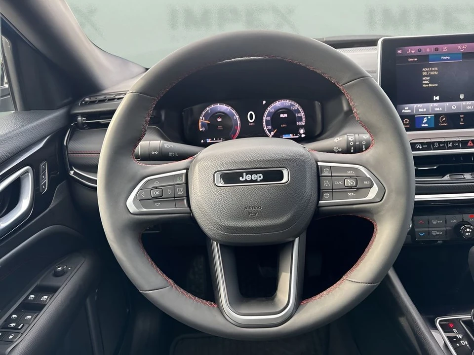 2025 Jeep Compass - Image 14 of 21