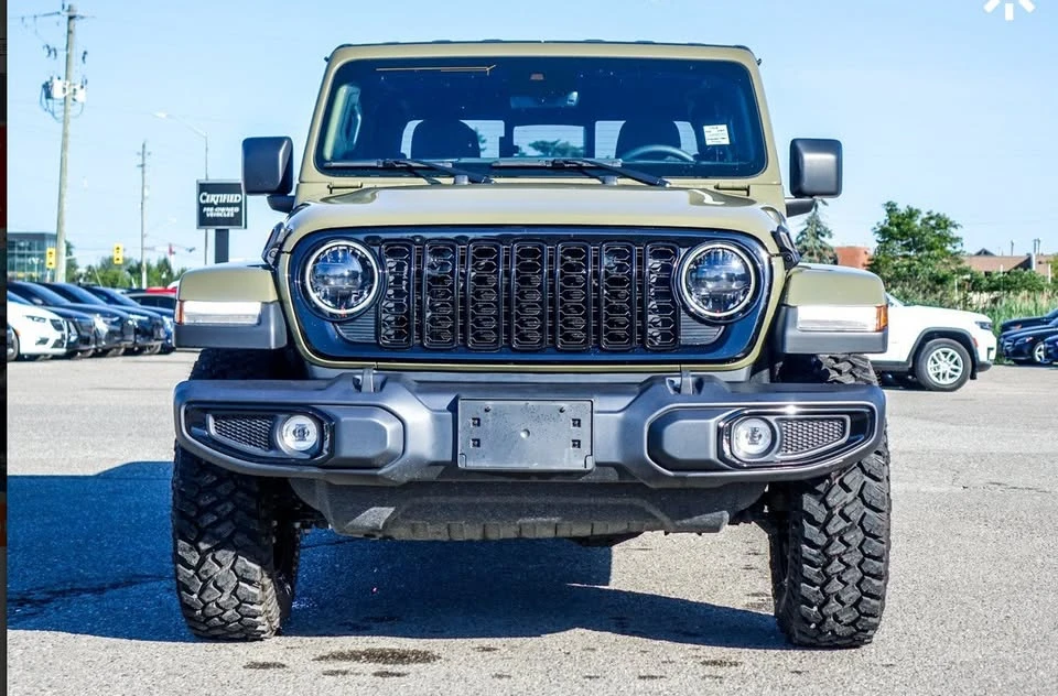 2025 Jeep JT Gladiator - Image 3 of 12