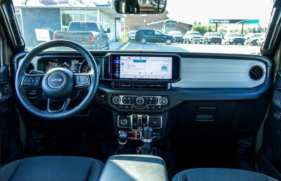 2025 Jeep JT Gladiator - Image 9 of 12