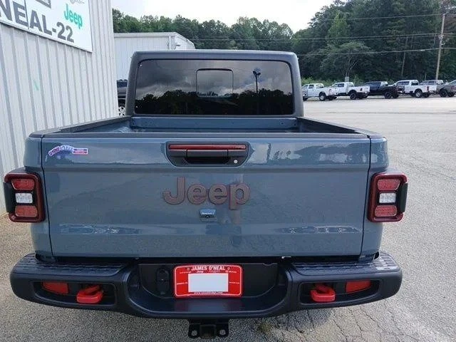2025 Jeep JT Gladiator - Image 5 of 18