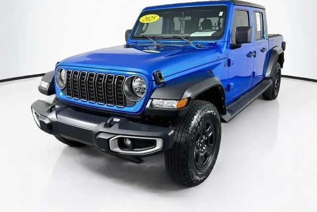 2025 Jeep JT Gladiator - Image 3 of 20
