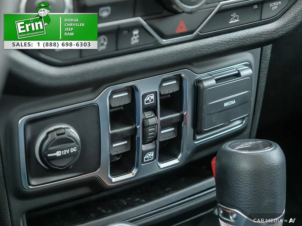 2025 Jeep JT Gladiator - Image 11 of 20