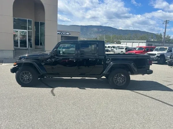 2025 Jeep JT Gladiator - Image 3 of 18