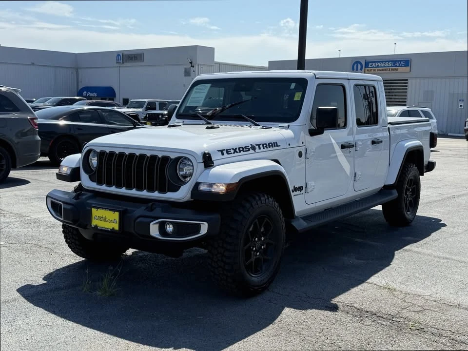 2025 Jeep JT Gladiator - Image 3 of 6