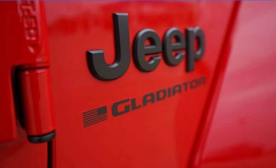 2025 Jeep JT Gladiator - Image 5 of 7