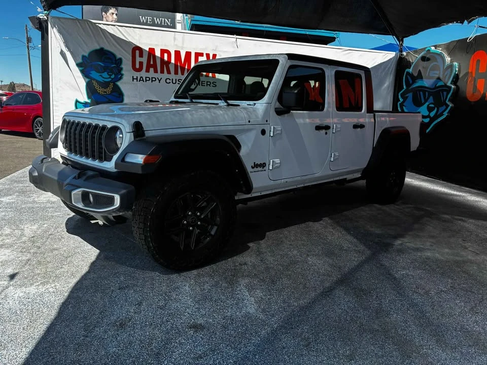 2025 Jeep JT Gladiator - Image 6 of 7