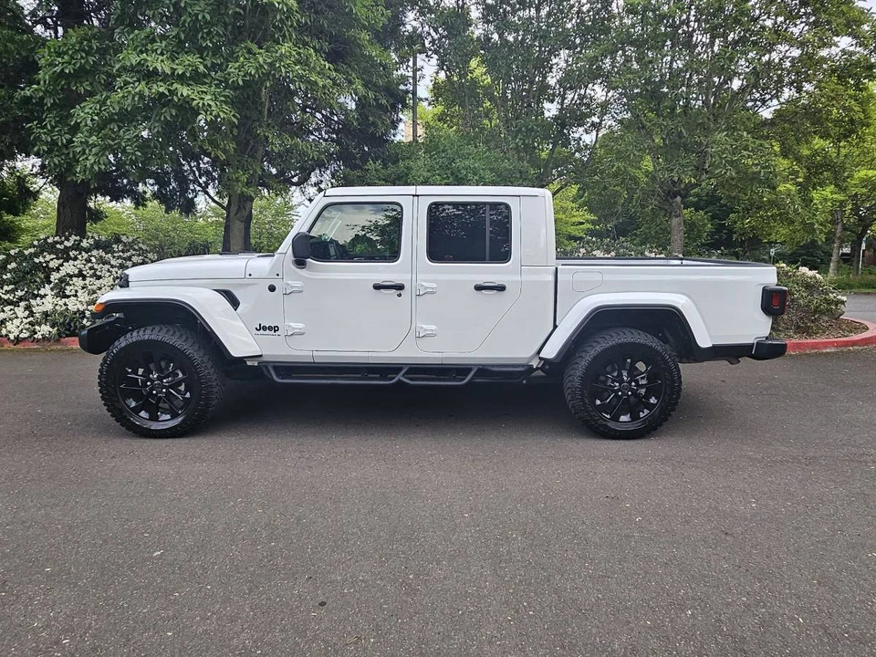 2025 Jeep JT Gladiator - Image 2 of 16