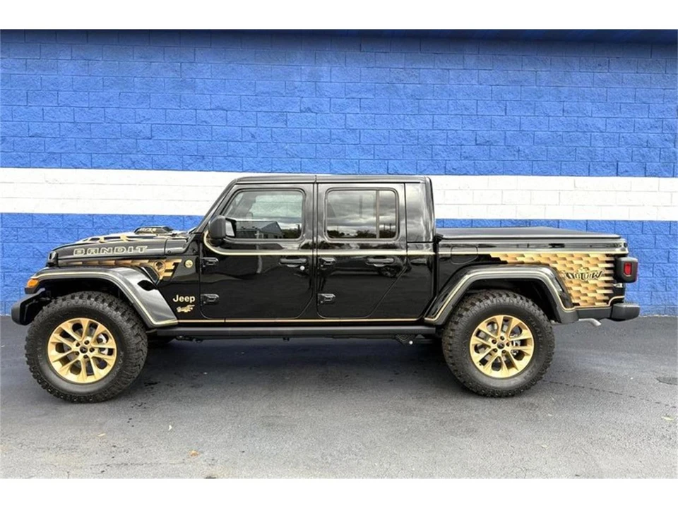 2025 Jeep JT Gladiator - Image 2 of 28