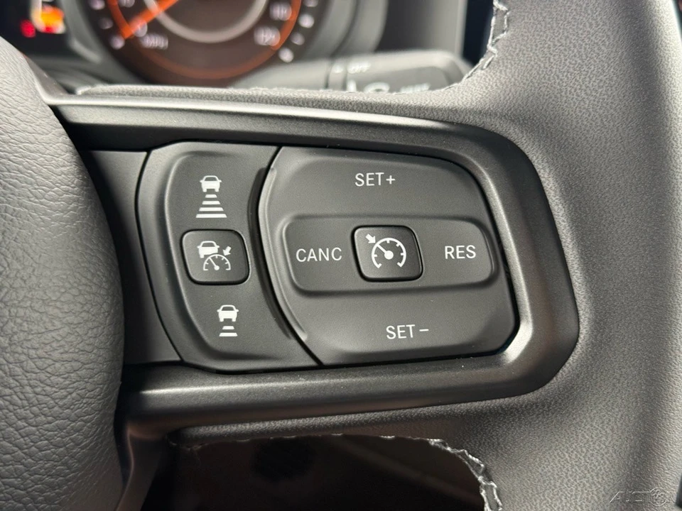 2025 Jeep JT Gladiator - Image 9 of 9