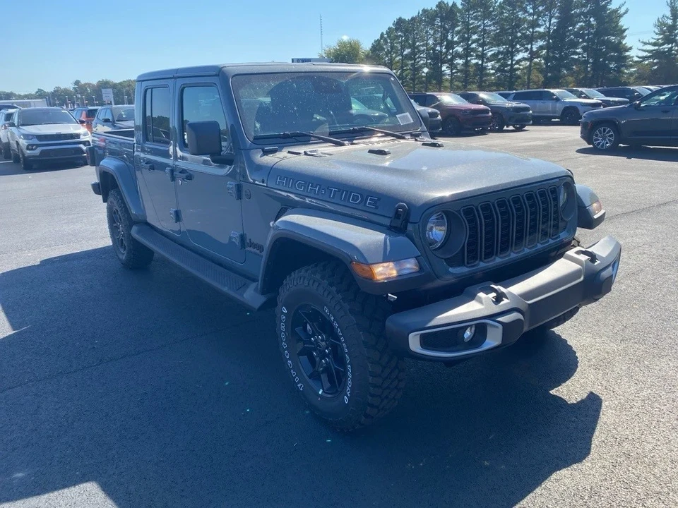2025 Jeep JT Gladiator - Image 3 of 12