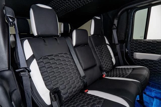2025 Jeep JT Gladiator - Image 18 of 31