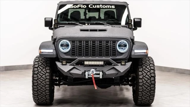 2025 Jeep JT Gladiator - Image 4 of 31