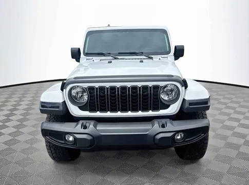 2025 Jeep Gladiator Altitude Pickup 4D 5 ft