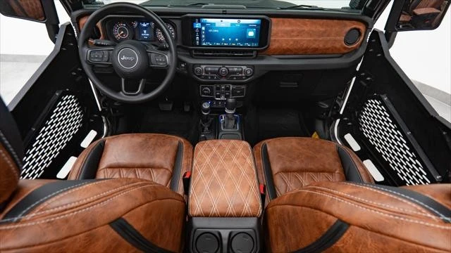 2025 Jeep JT Gladiator - Image 2 of 21