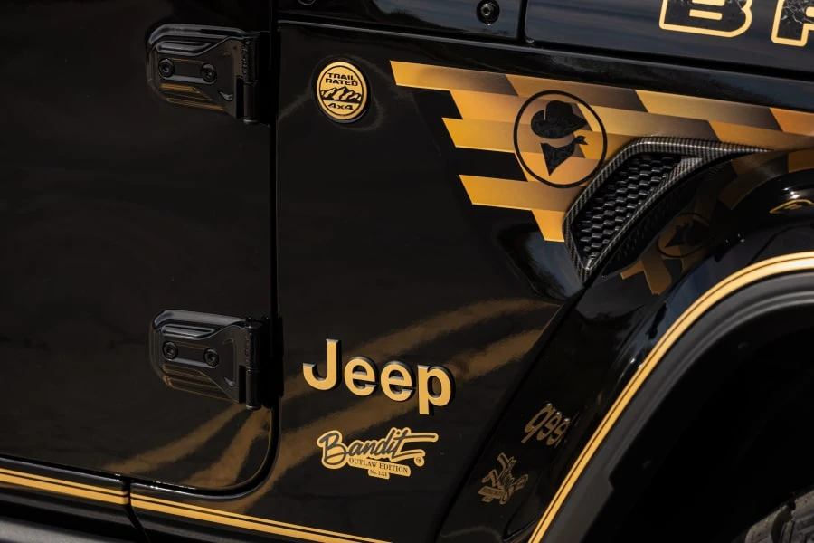2025 Jeep JT Gladiator - Image 17 of 31