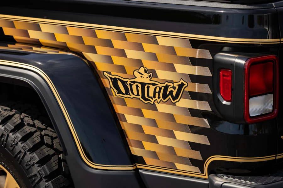 2025 Jeep JT Gladiator - Image 24 of 31
