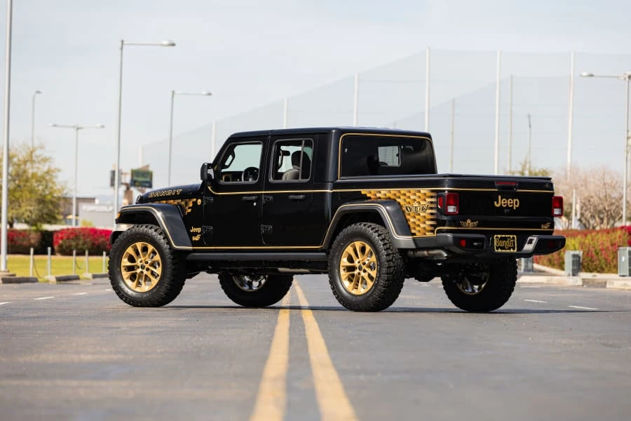 2025 Jeep JT Gladiator - Image 3 of 31