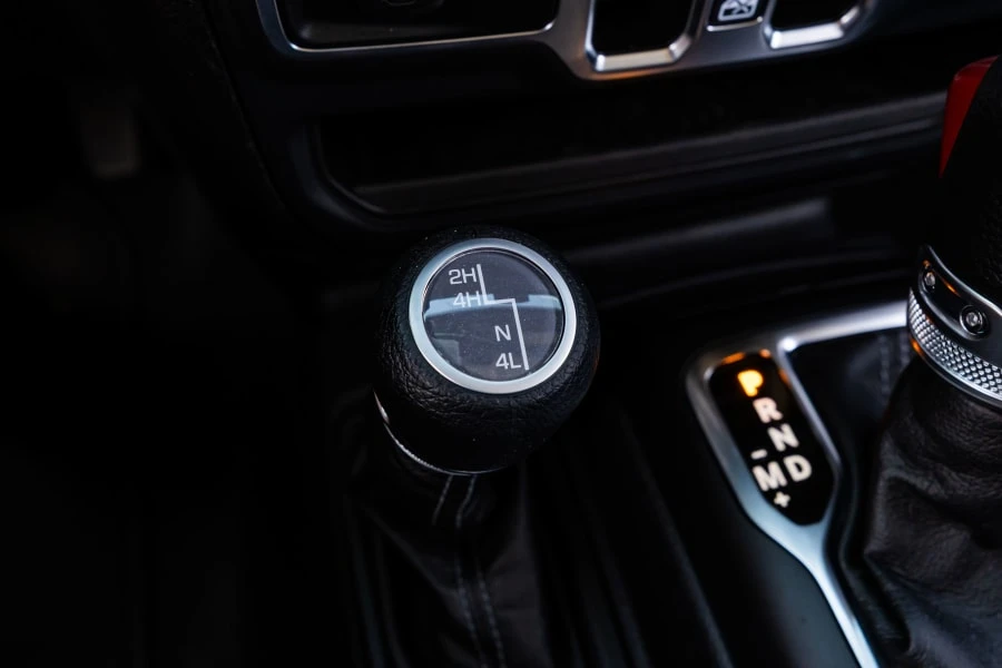 2025 Jeep JT Gladiator - Image 30 of 31