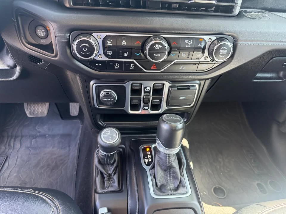 2025 Jeep JT Gladiator - Image 14 of 14