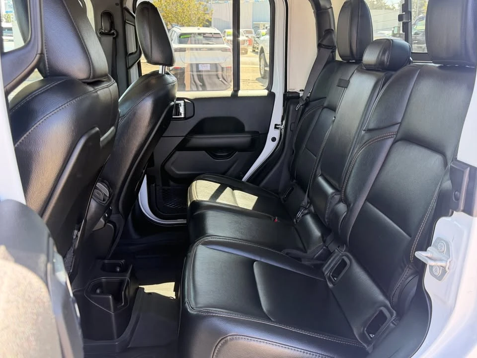 2025 Jeep JT Gladiator - Image 6 of 14