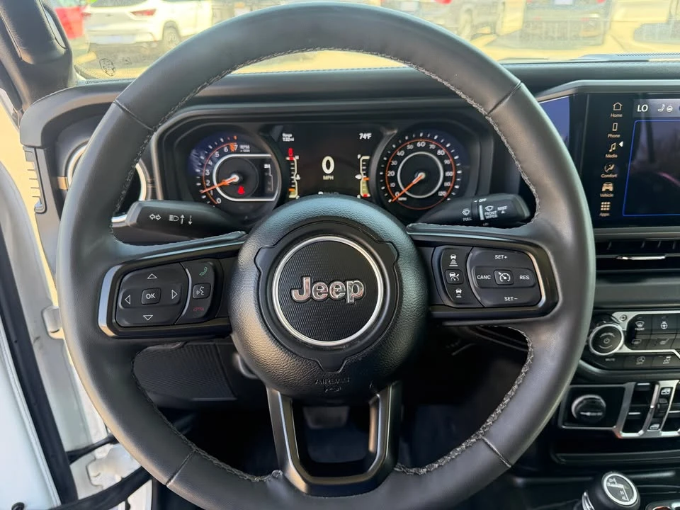 2025 Jeep JT Gladiator - Image 12 of 14