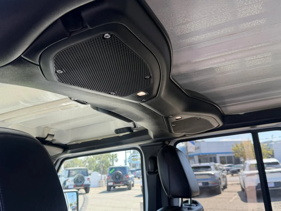 2025 Jeep JT Gladiator - Image 8 of 14