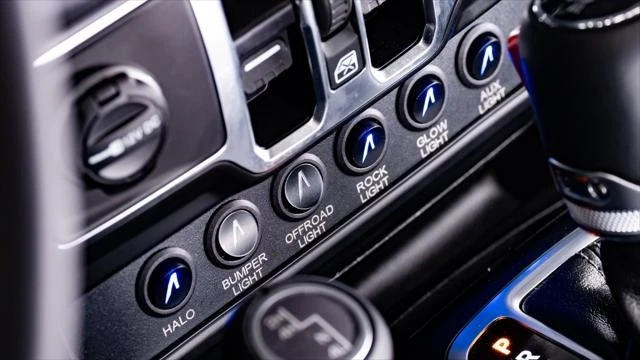 2025 Jeep - Image 21 of 31