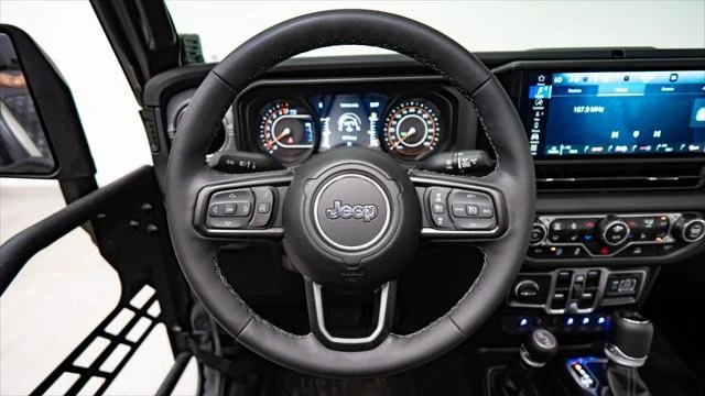 2025 Jeep - Image 18 of 31