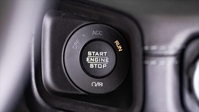 2025 Jeep - Image 22 of 31