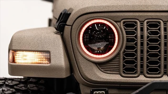 2025 Jeep JT Gladiator - Image 14 of 21
