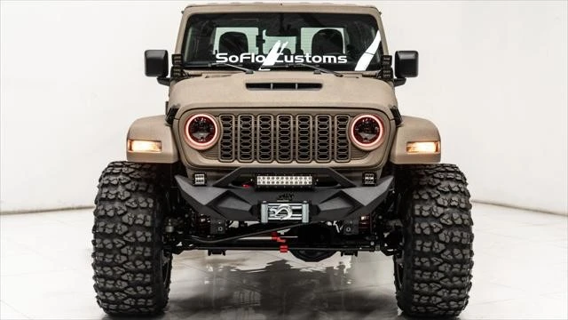 2025 Jeep JT Gladiator - Image 13 of 21