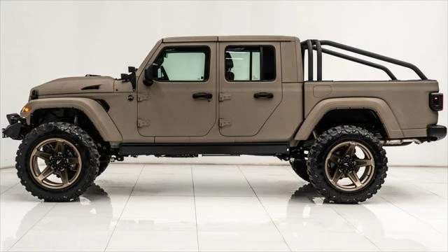 2025 Jeep JT Gladiator - Image 19 of 21