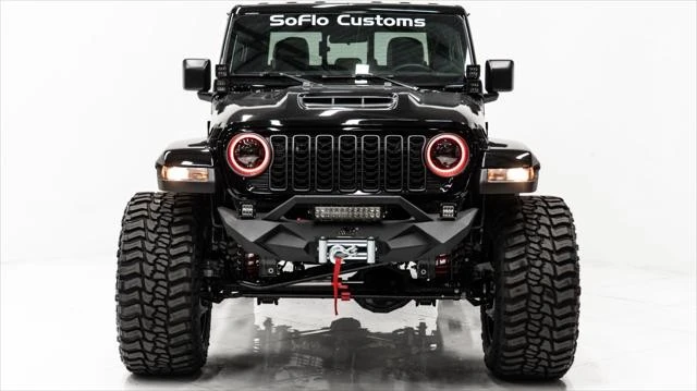 2025 Jeep JT Gladiator - Image 13 of 21